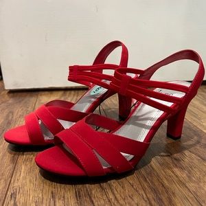Red elegant strapped pattern heel